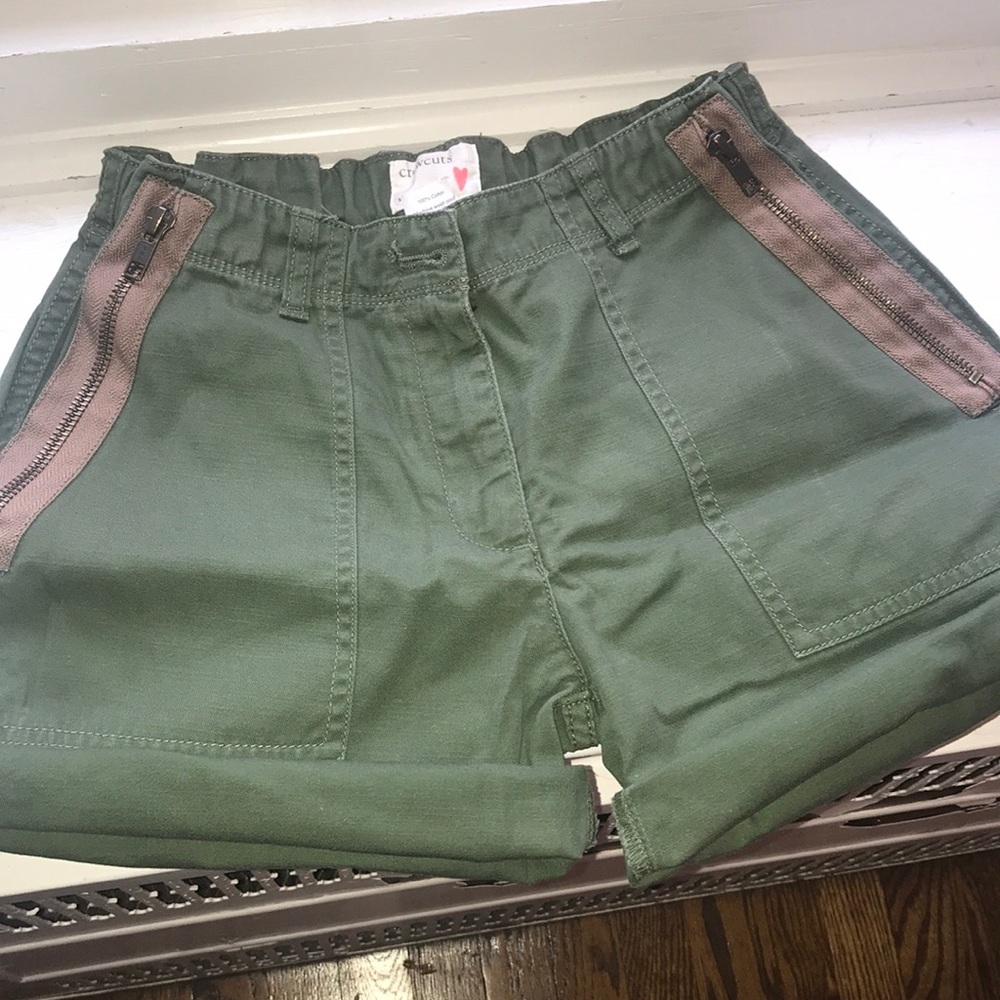 Girls crewcuts Jean shorts